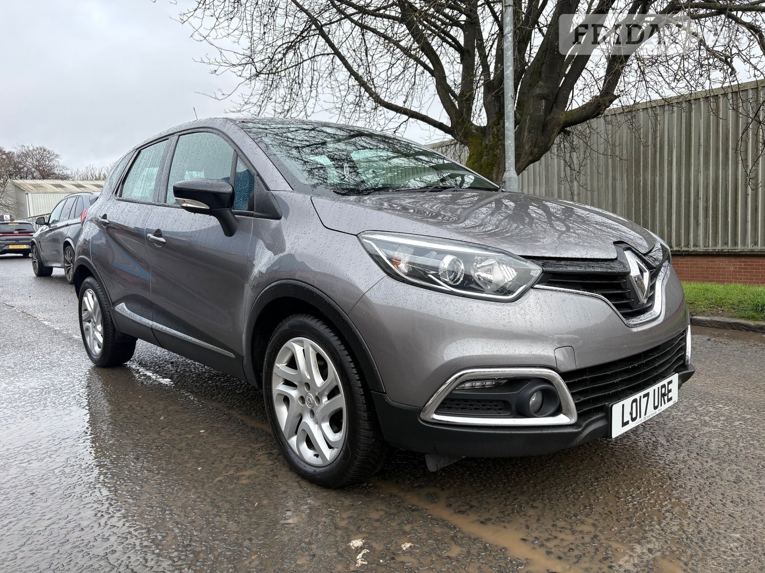 Renault Captur 2017 in Airdrie