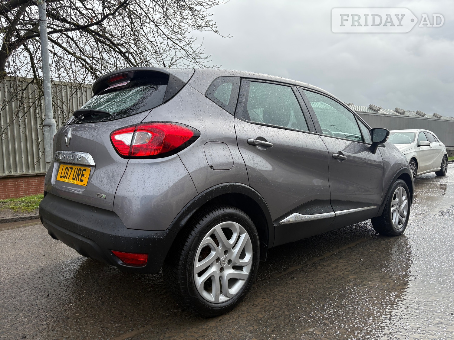 [ berth ]Renault Captur