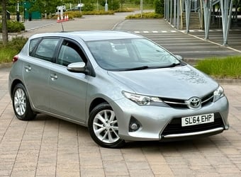 Toyota Auris 2014