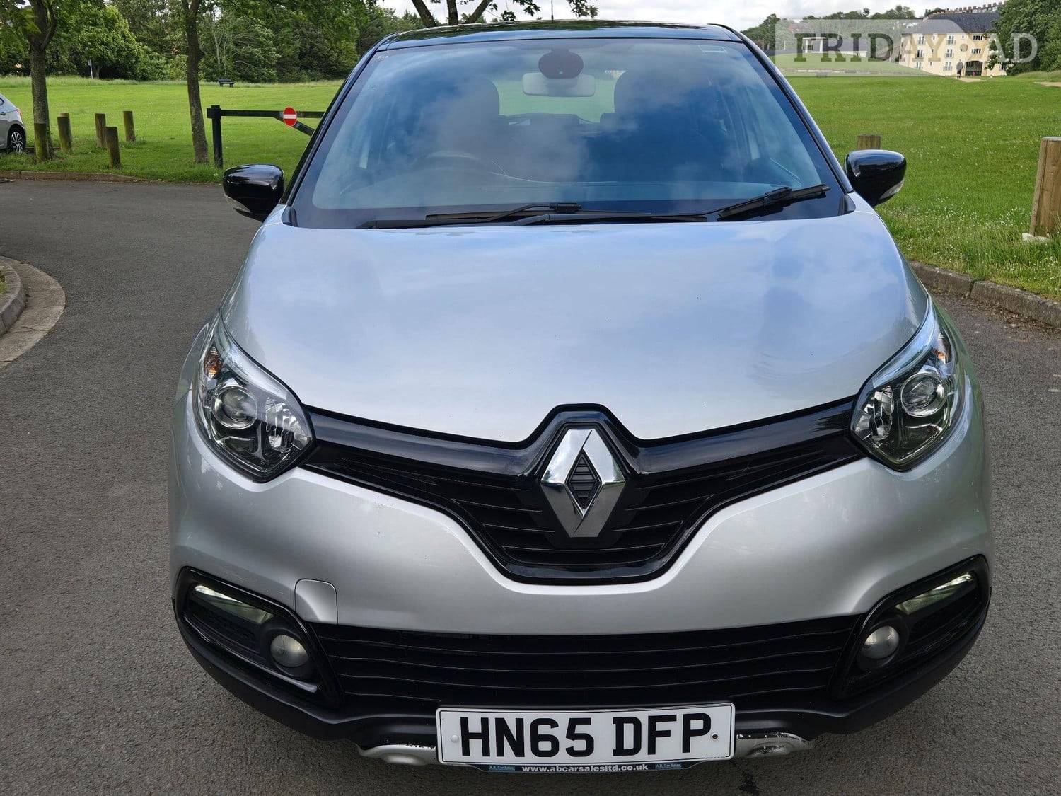 [ berth ]Renault Captur