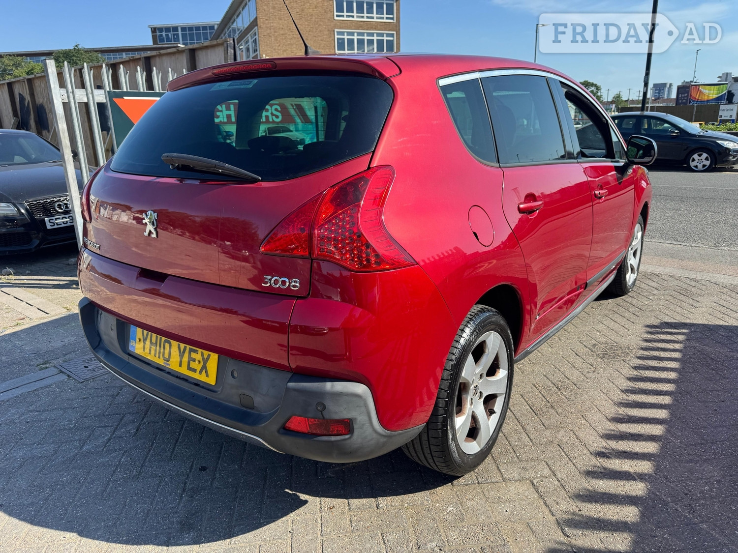 Peugeot 3008 2010 - Cars in Slough