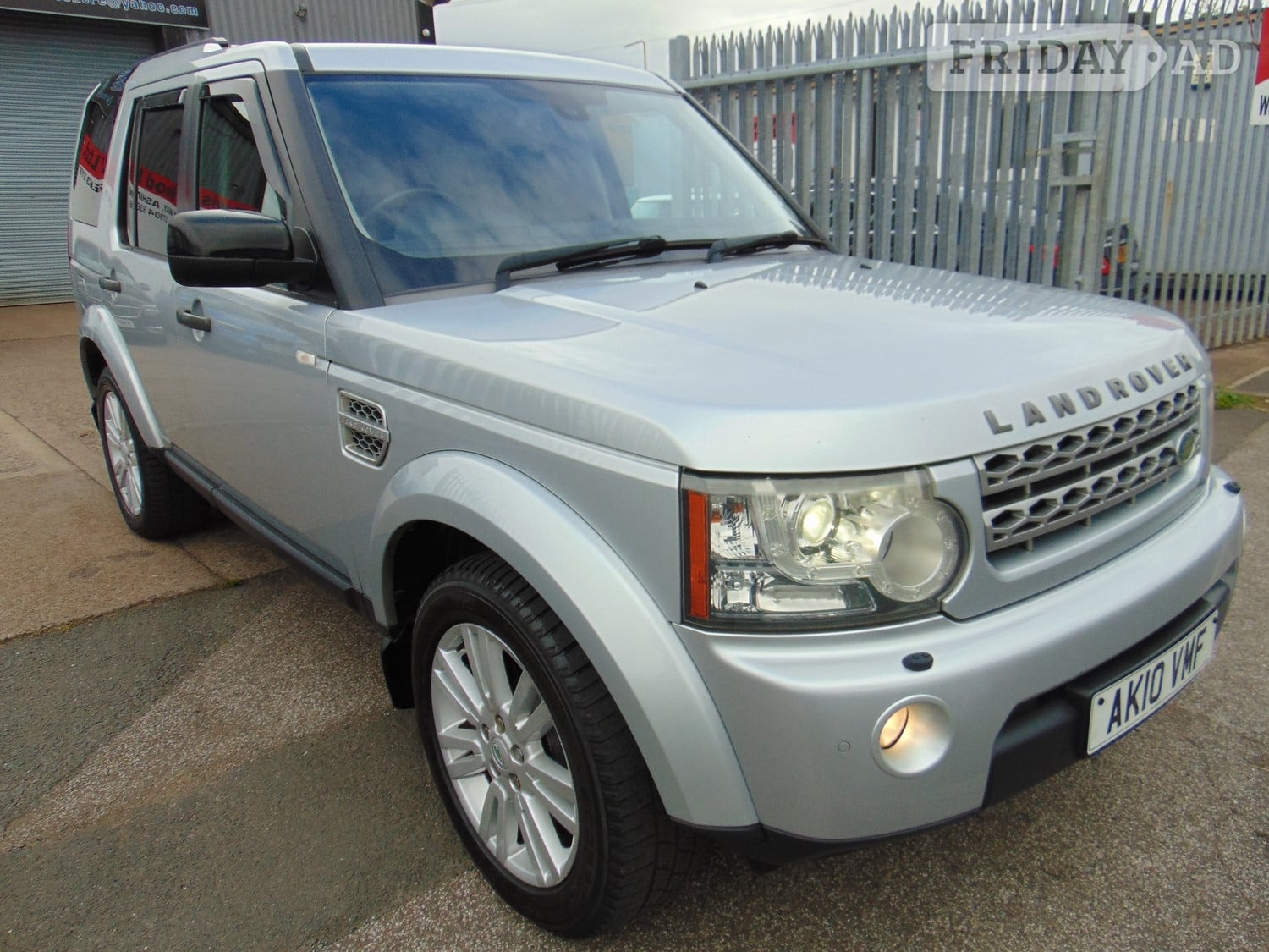 Land Rover Discovery 4 2010 in Ashington