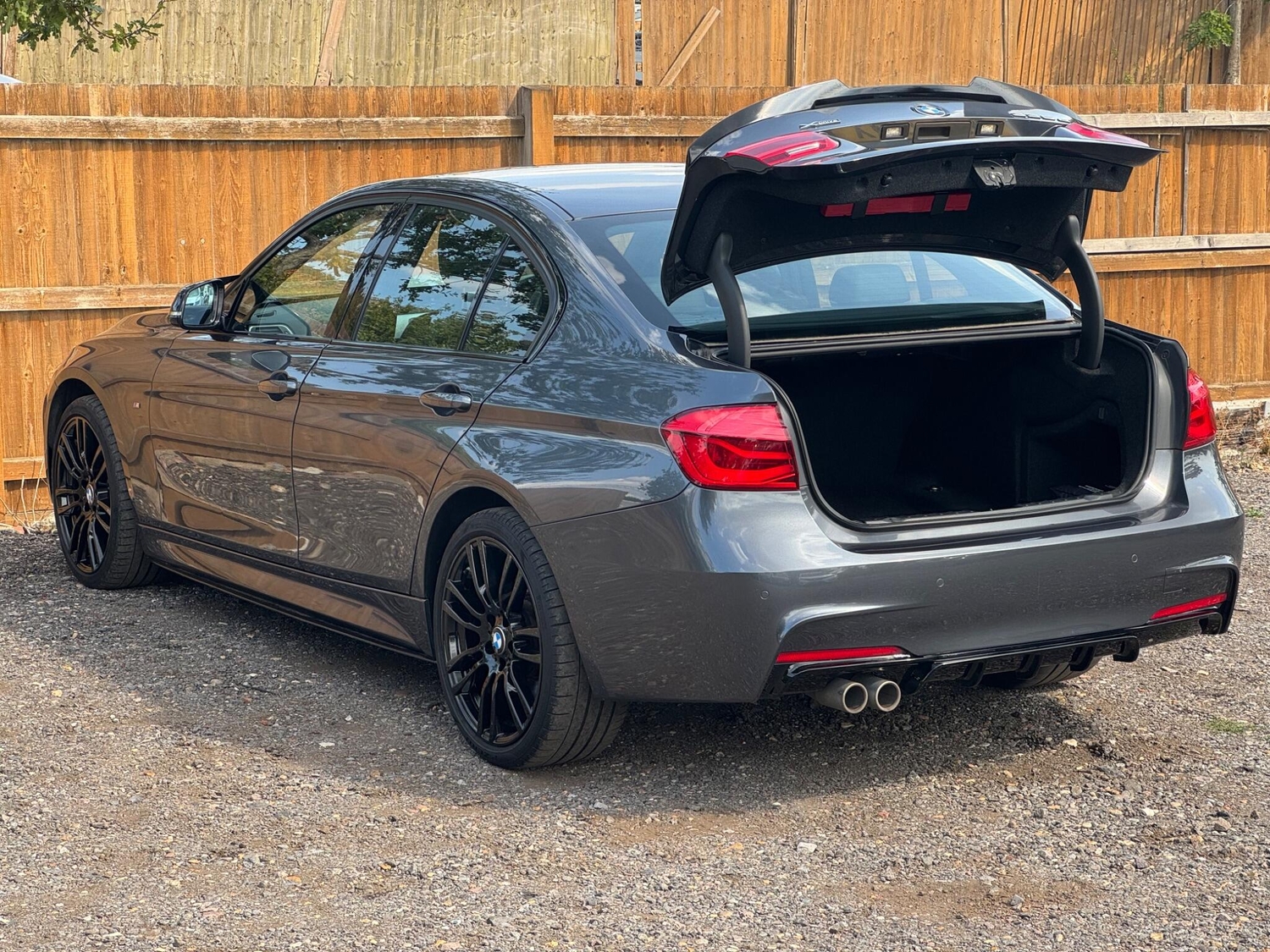 BMW 3 Series 2017 - Cars in St. Albans