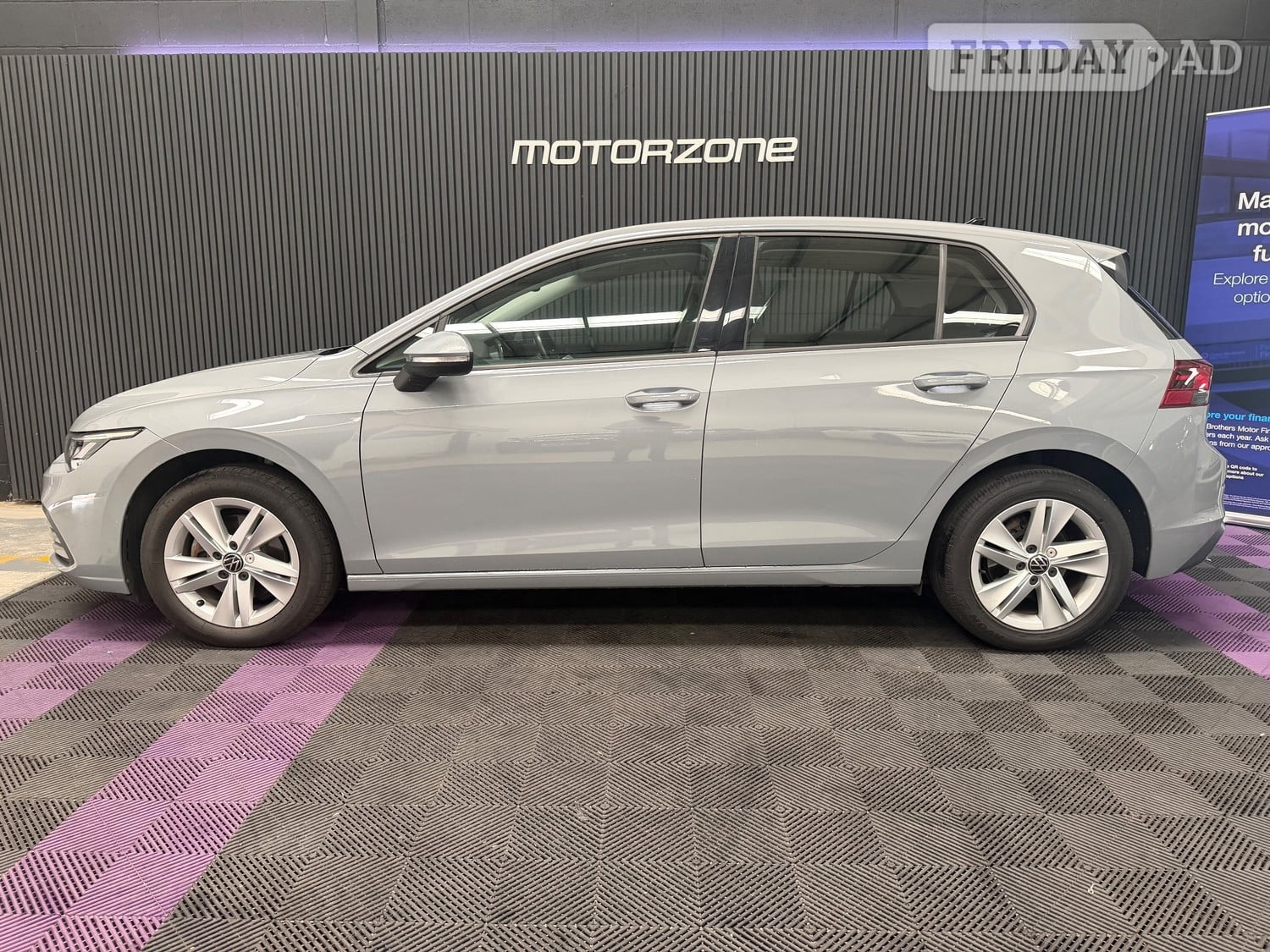 Volkswagen Golf 2020 - Cars