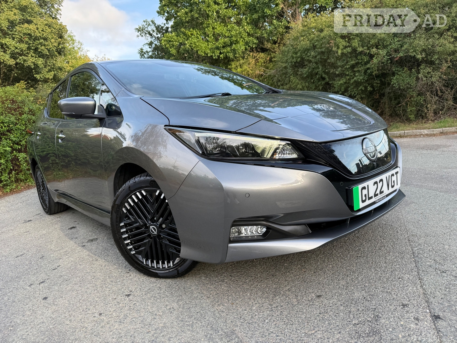[ berth ]Nissan LEAF