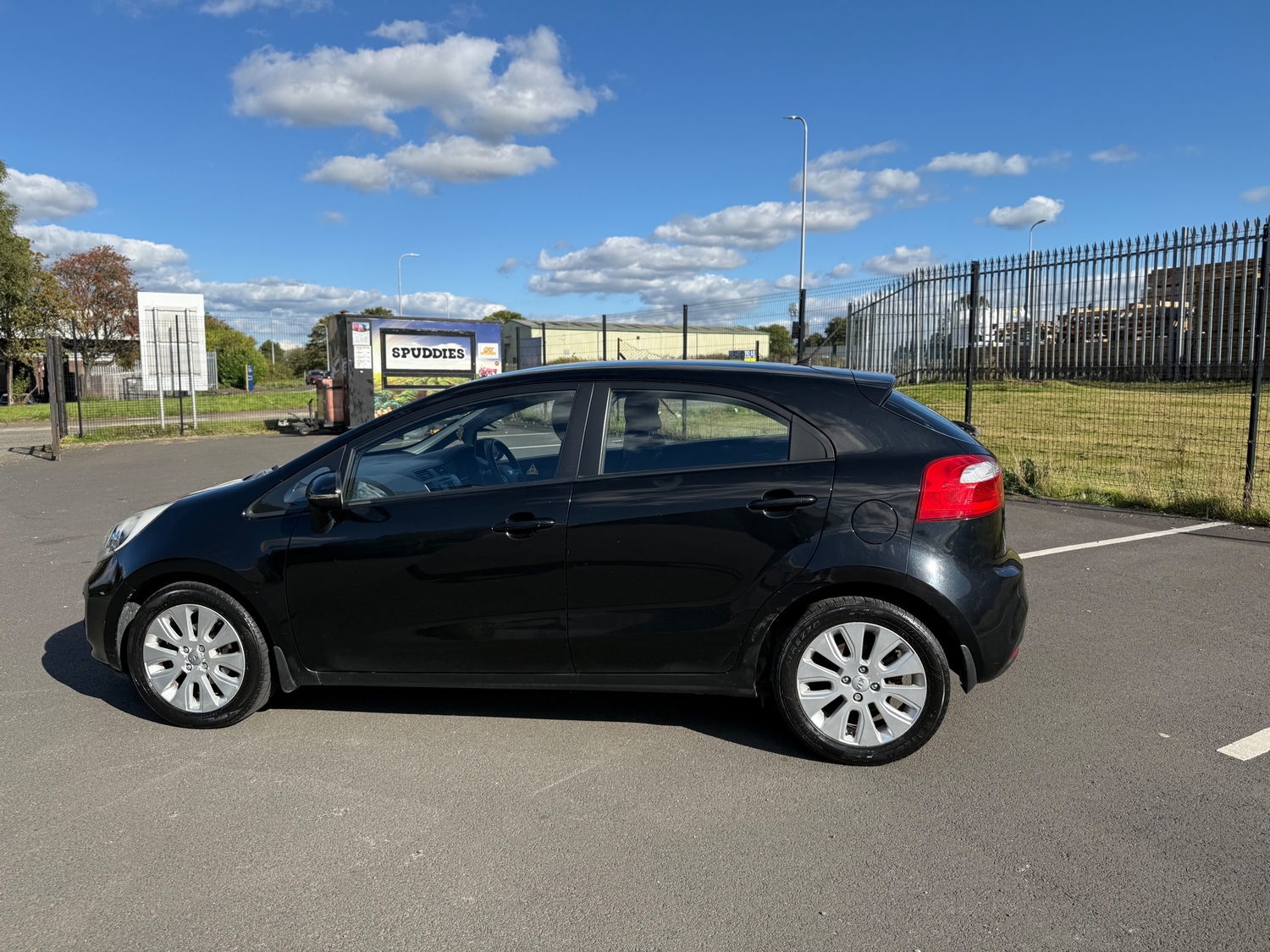 [ berth ]Kia Rio