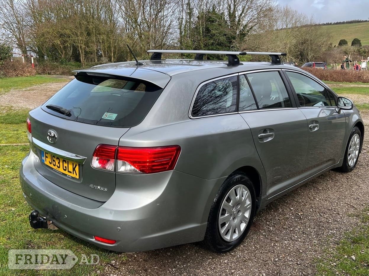 [ berth ]Toyota Avensis