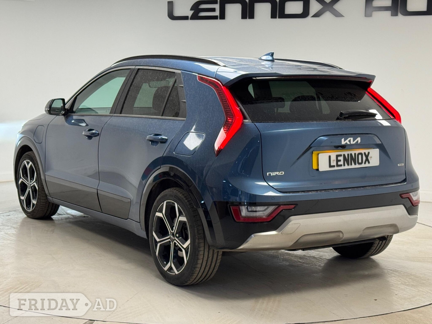 Kia Niro 2024 - Cars in Brent