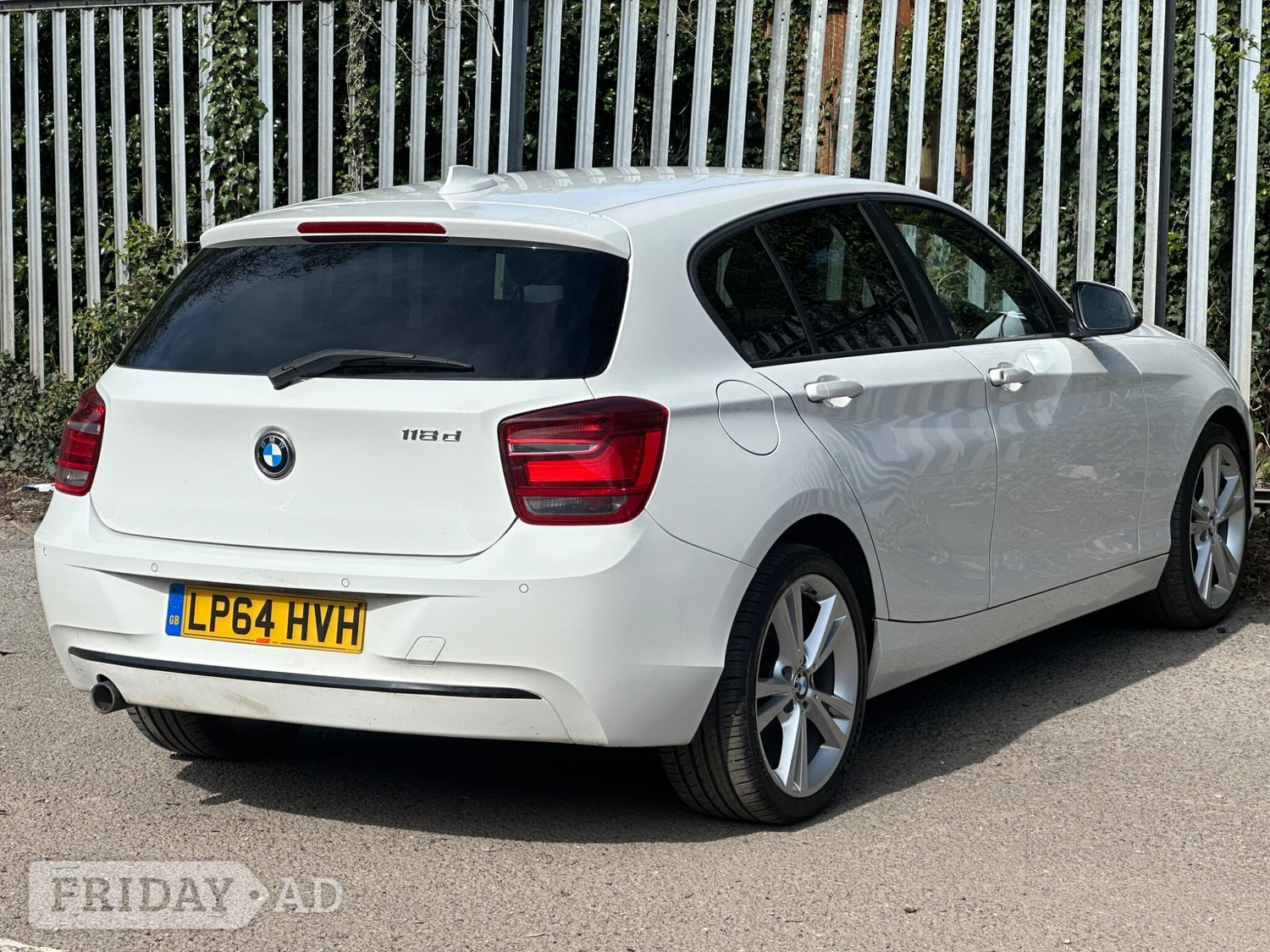 BMW 1 Series 2015 - Cars in Cardiff