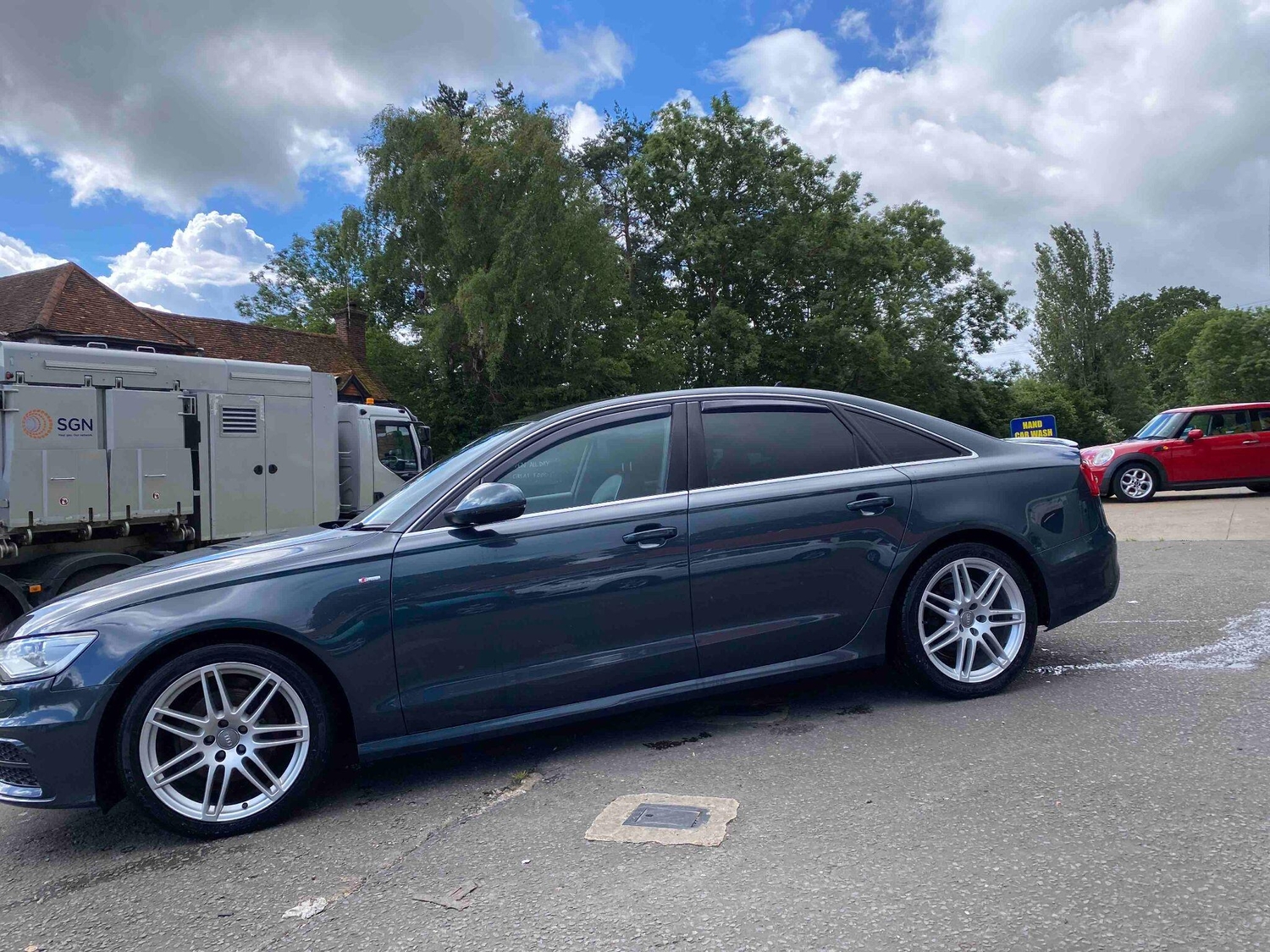 Audi A6 Saloon Ripley