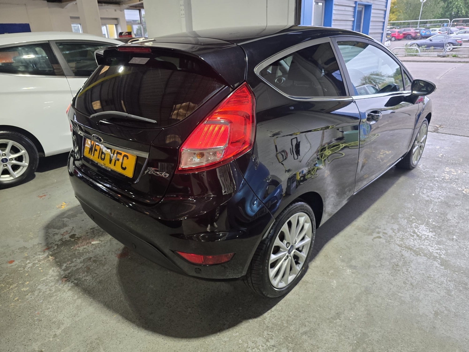 [ berth ]Ford Fiesta