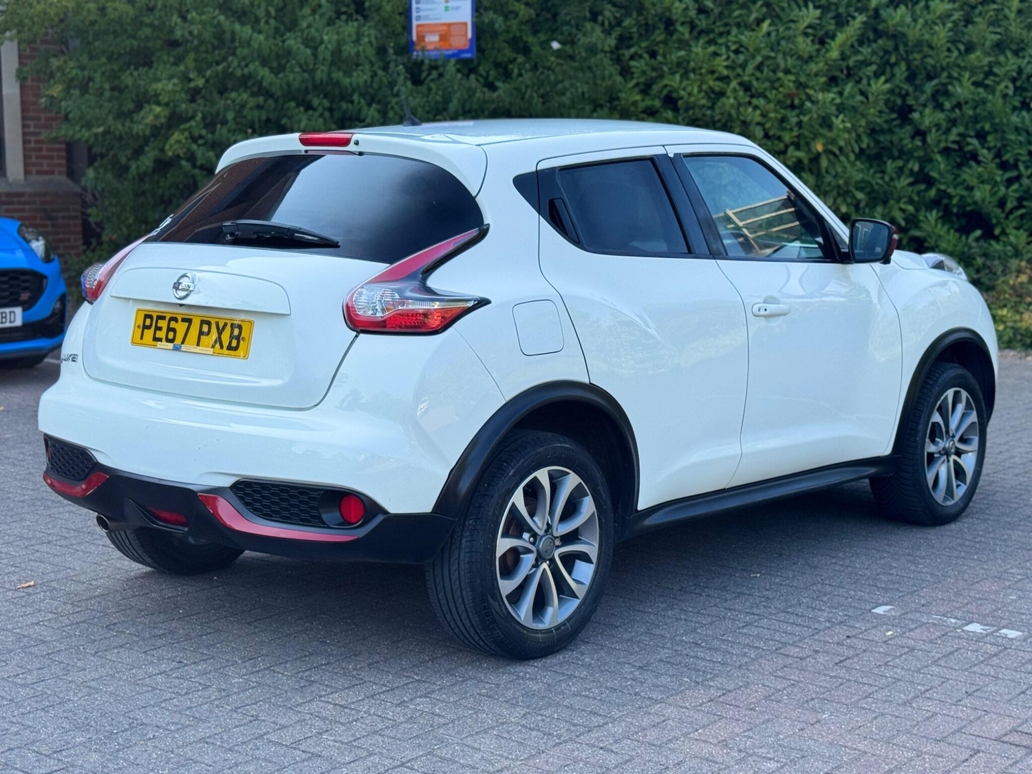 Nissan Juke 2017 - Cars