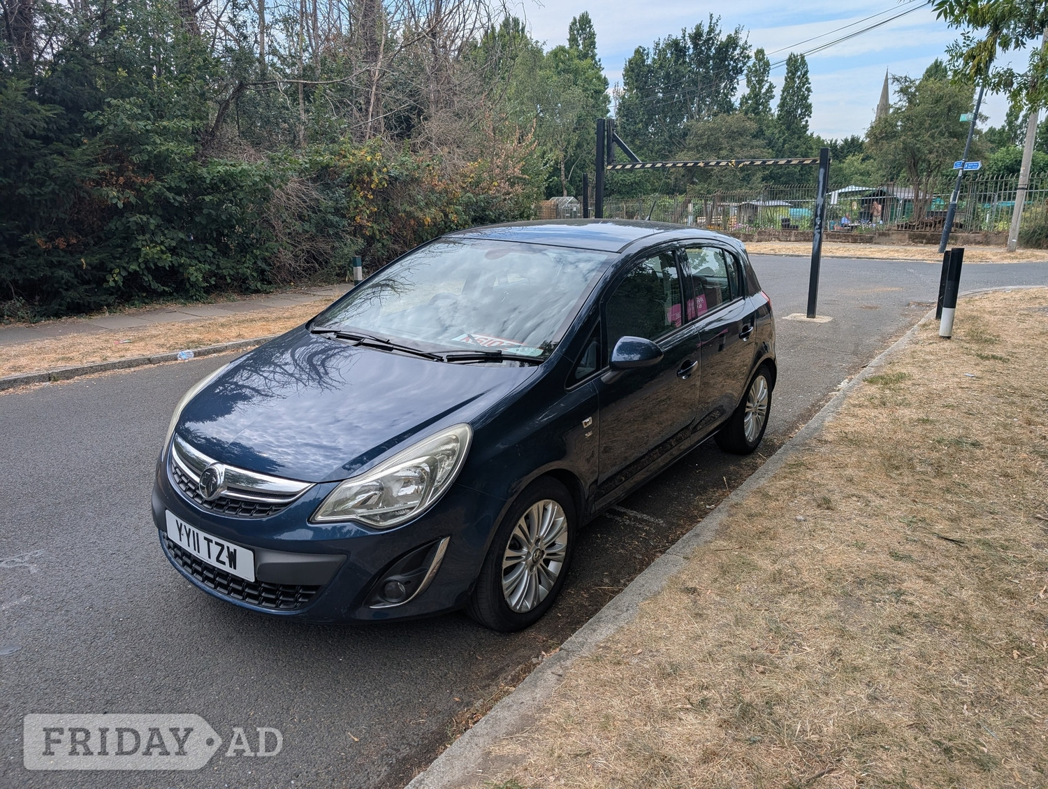 [ berth ]Vauxhall Corsa