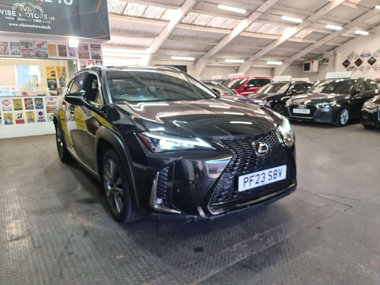 Lexus UX 2023 - Cars in Harrow