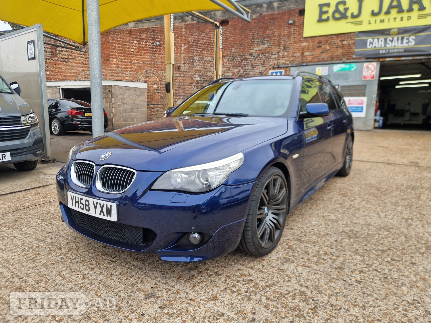[ berth ]BMW 5 Series