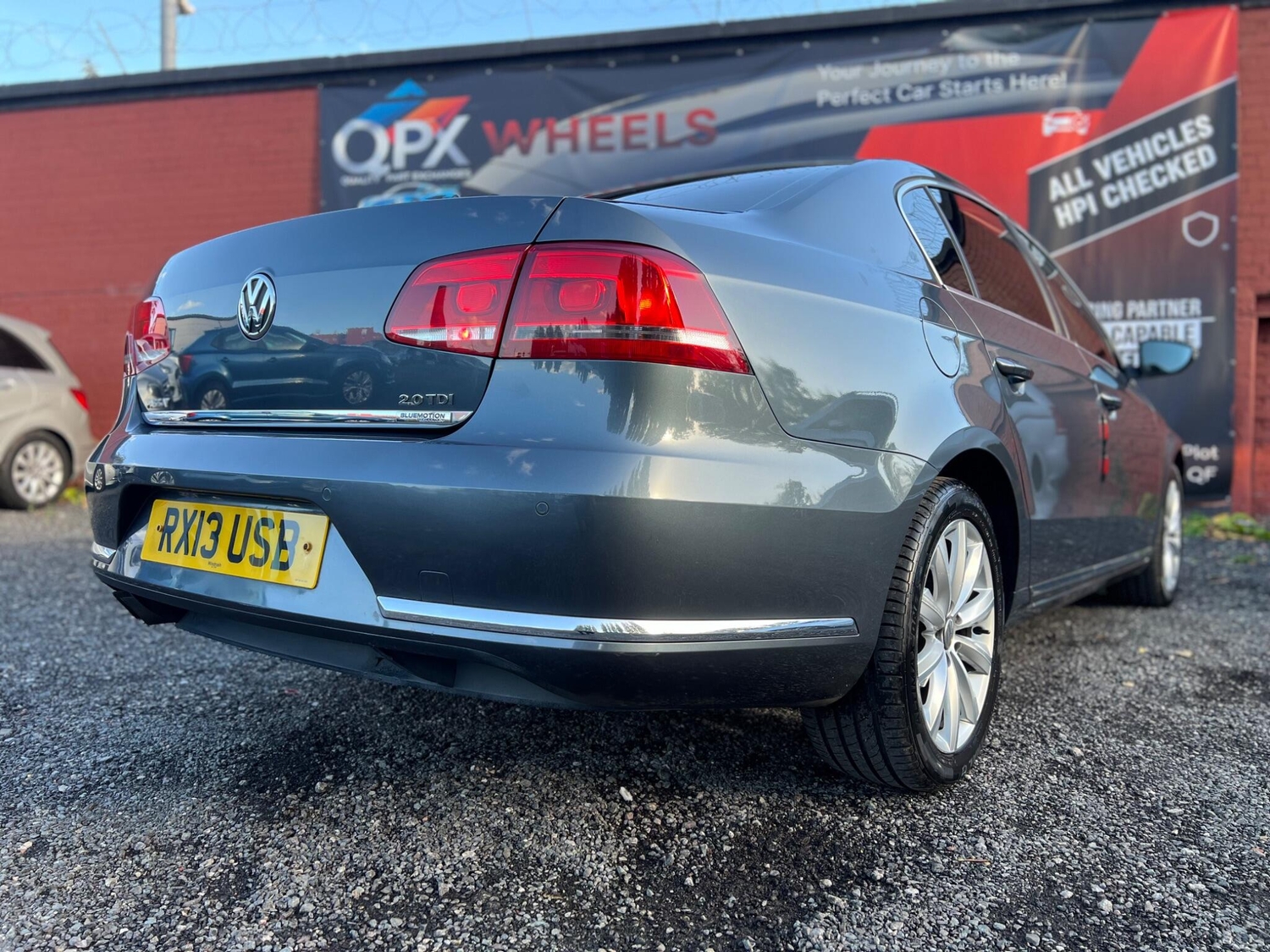 Volkswagen Passat 2013 - Cars