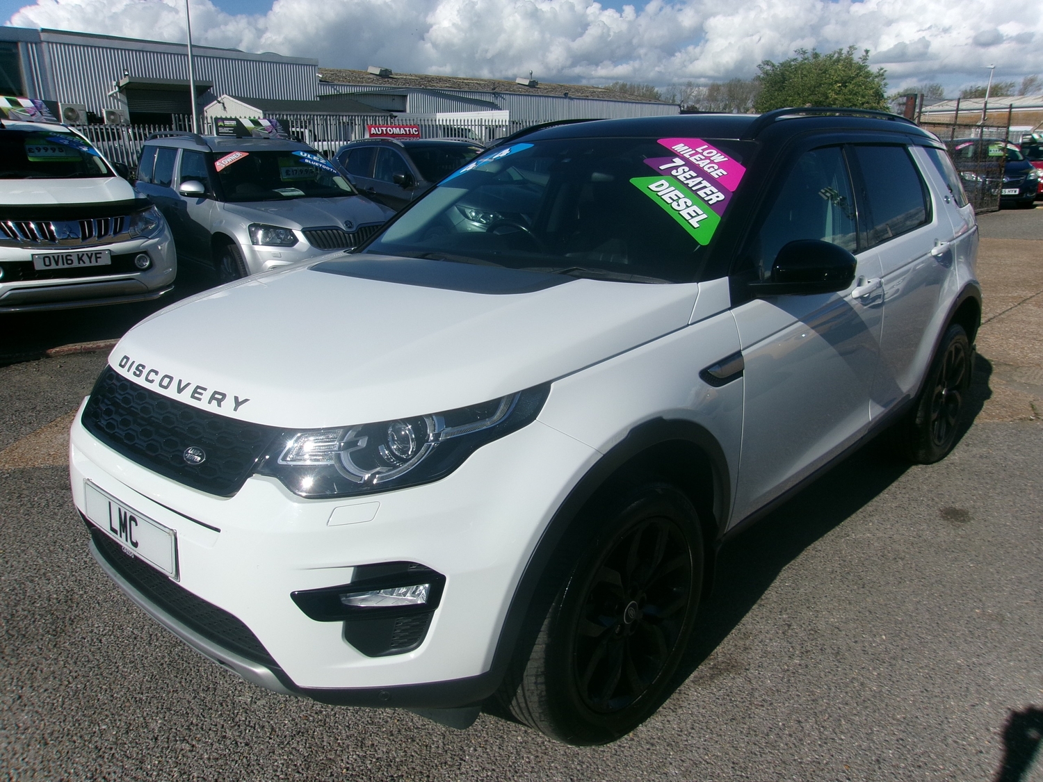 [ berth ]Land Rover Discovery Sport