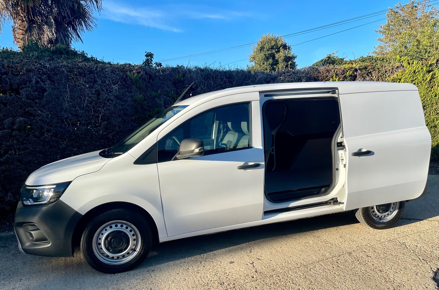 Renault Kangoo 2025 - Vans & Commercial Vehicles in Ware