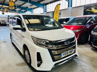 Toyota Noah 2019