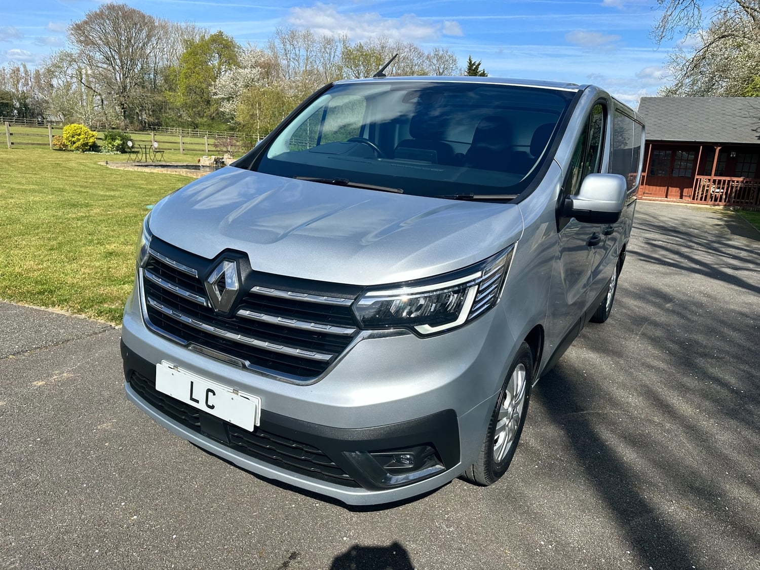 [ berth ]Renault Trafic