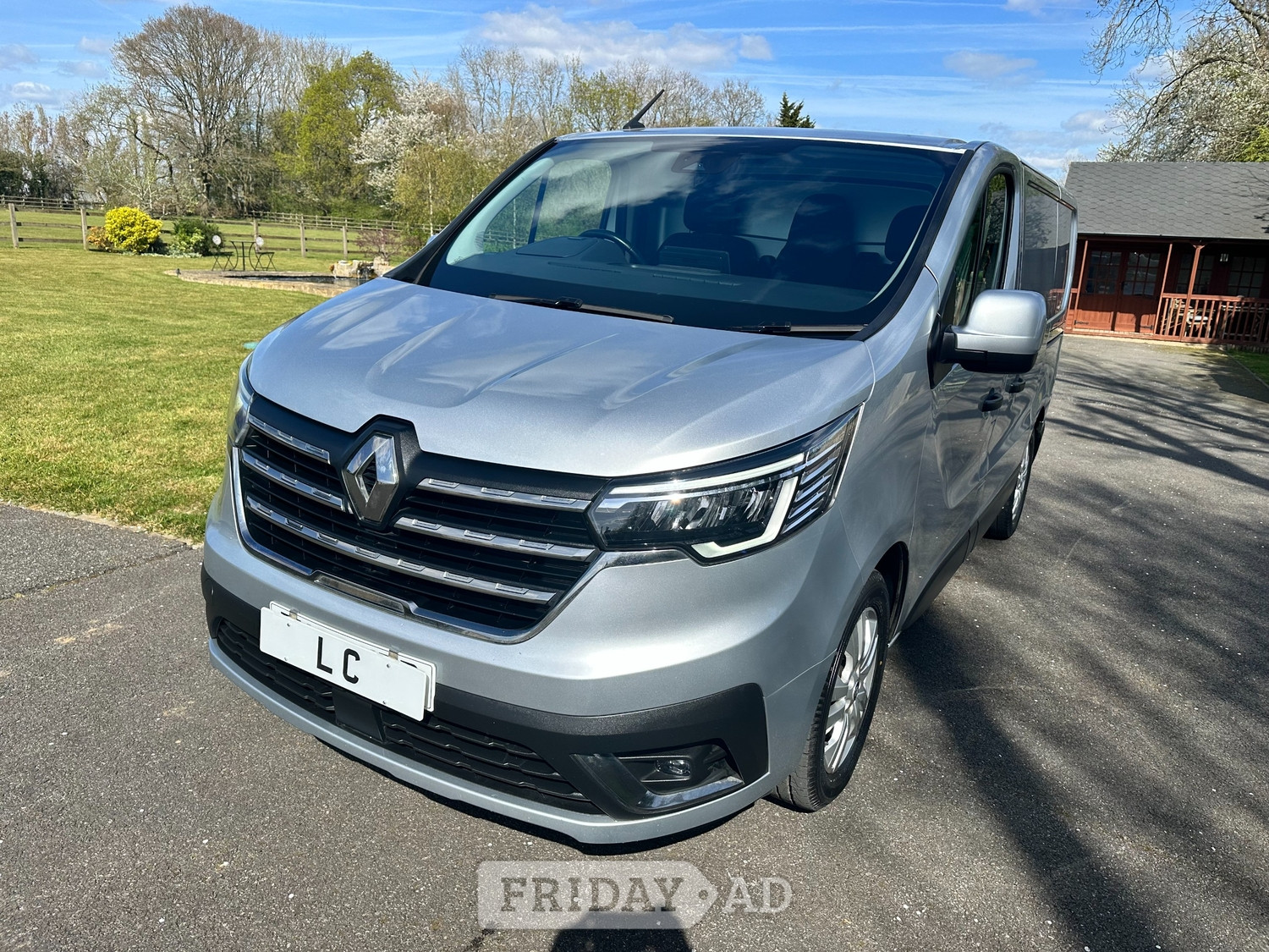 [ berth ]Renault Trafic