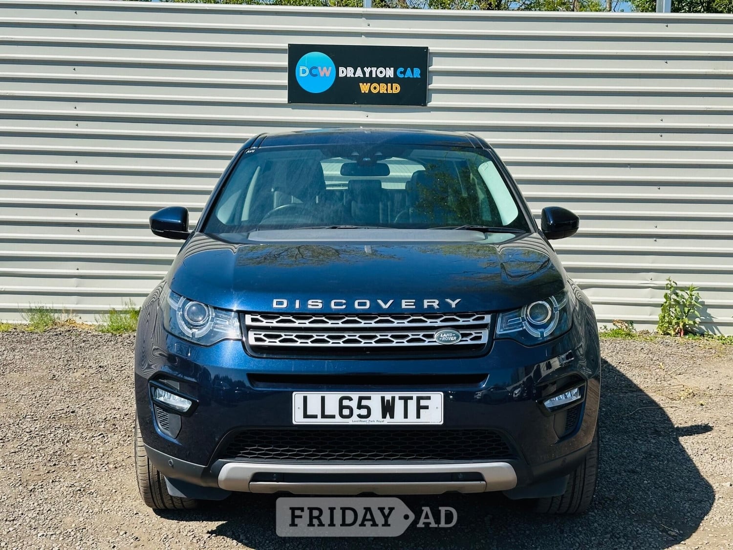 [ berth ]Land Rover Discovery Sport