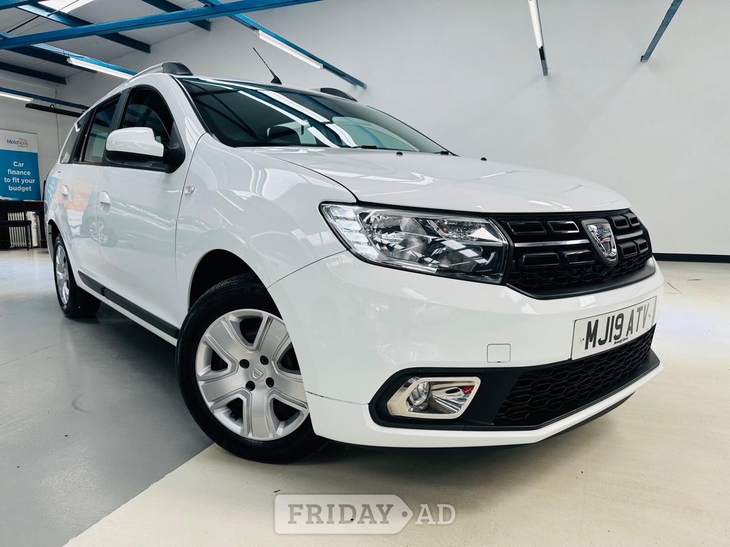 Dacia Logan 2019 in Bolton