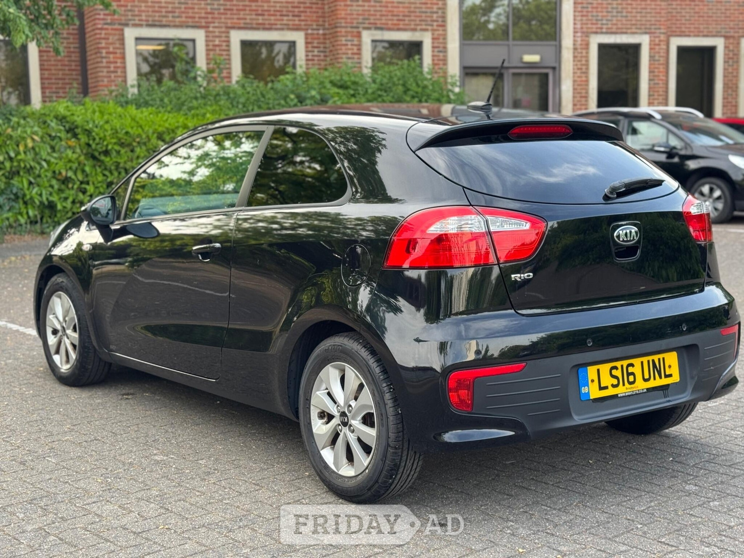 Kia Rio 2016 - Cars