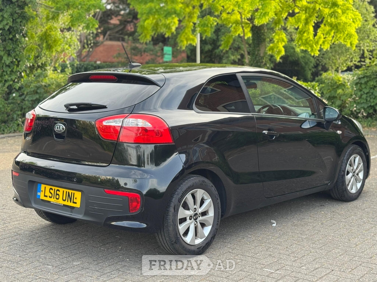 Kia Rio 2016 - Cars in Hillingdon