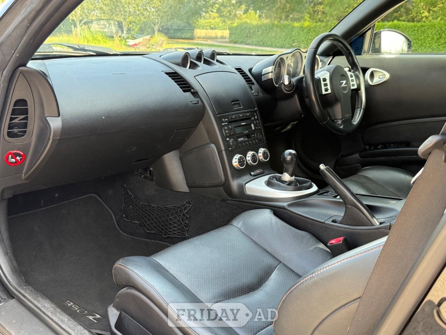 [ berth ]Nissan 350 Z
