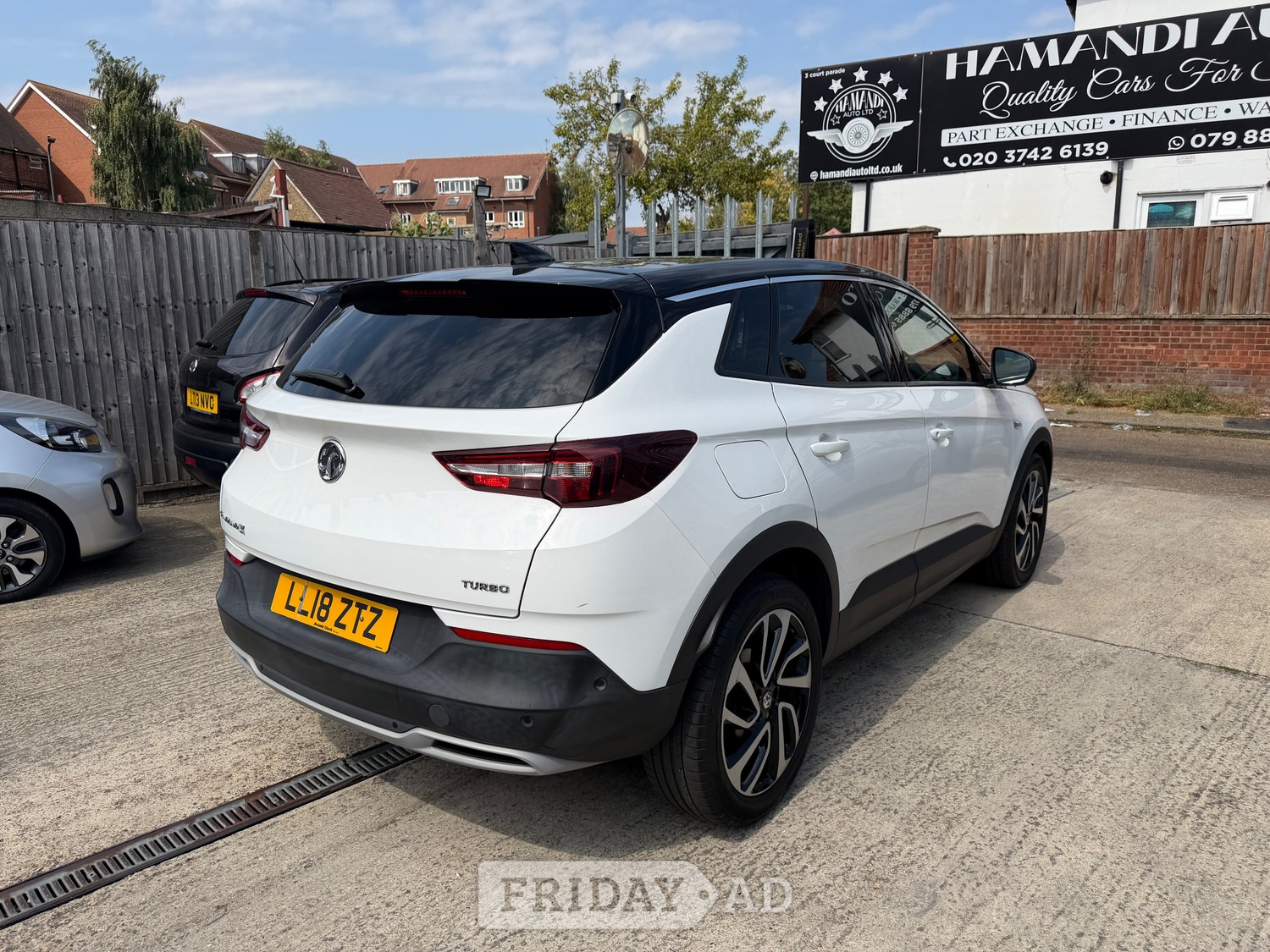 [ berth ]Vauxhall Grandland X