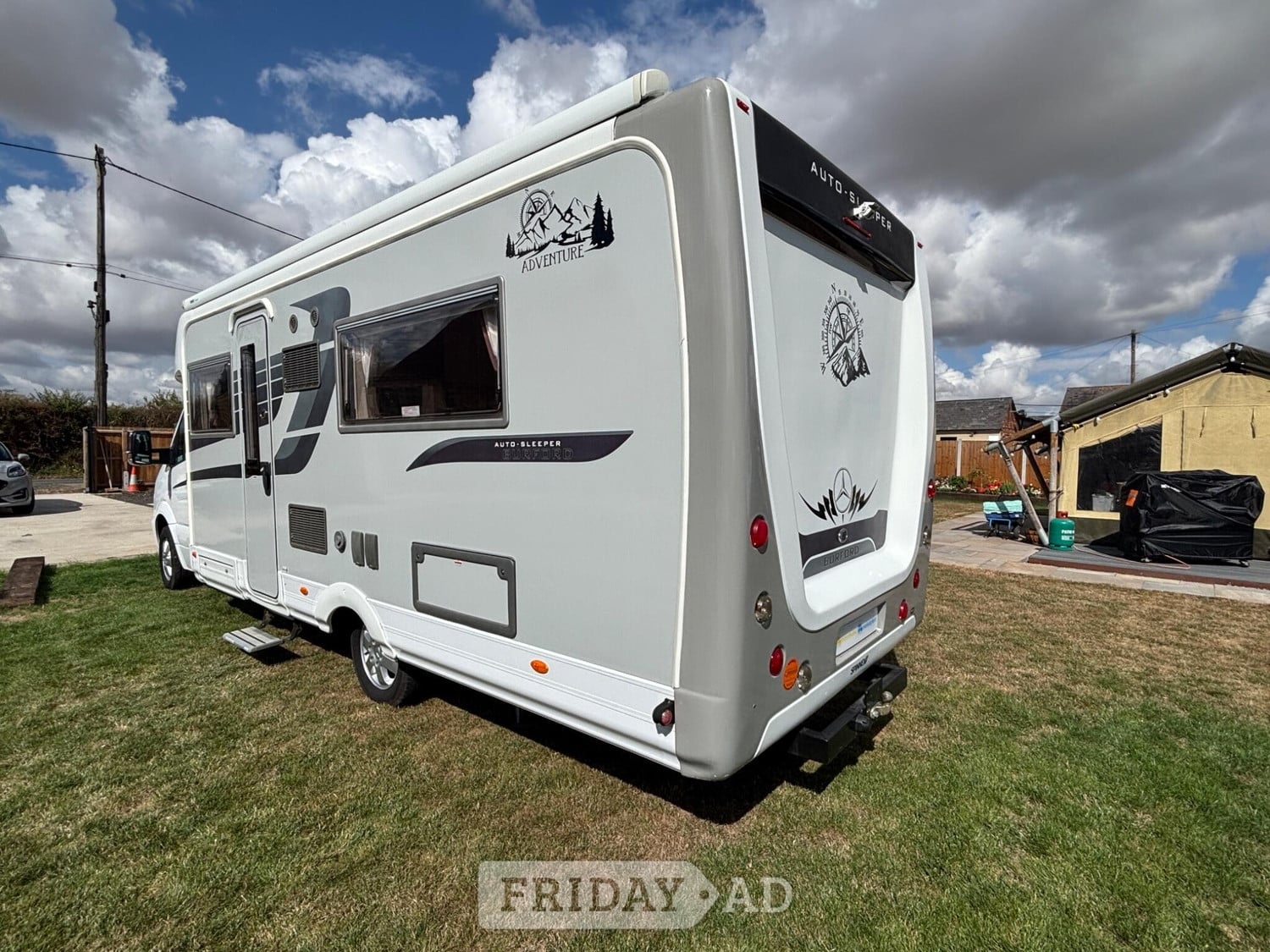 [4 berth ]Auto-Sleepers Burford