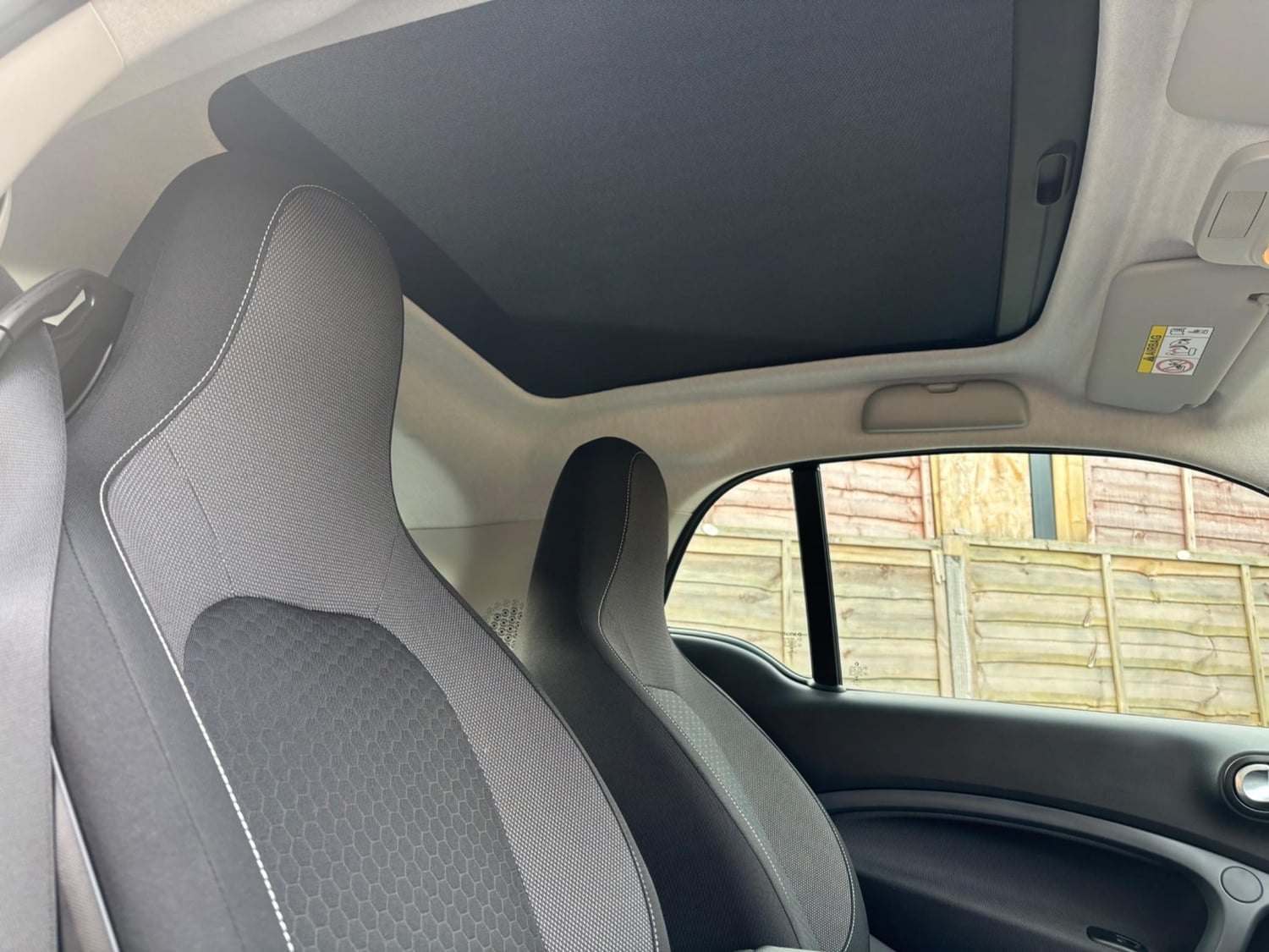 Smart ForTwo 2024 - Cars