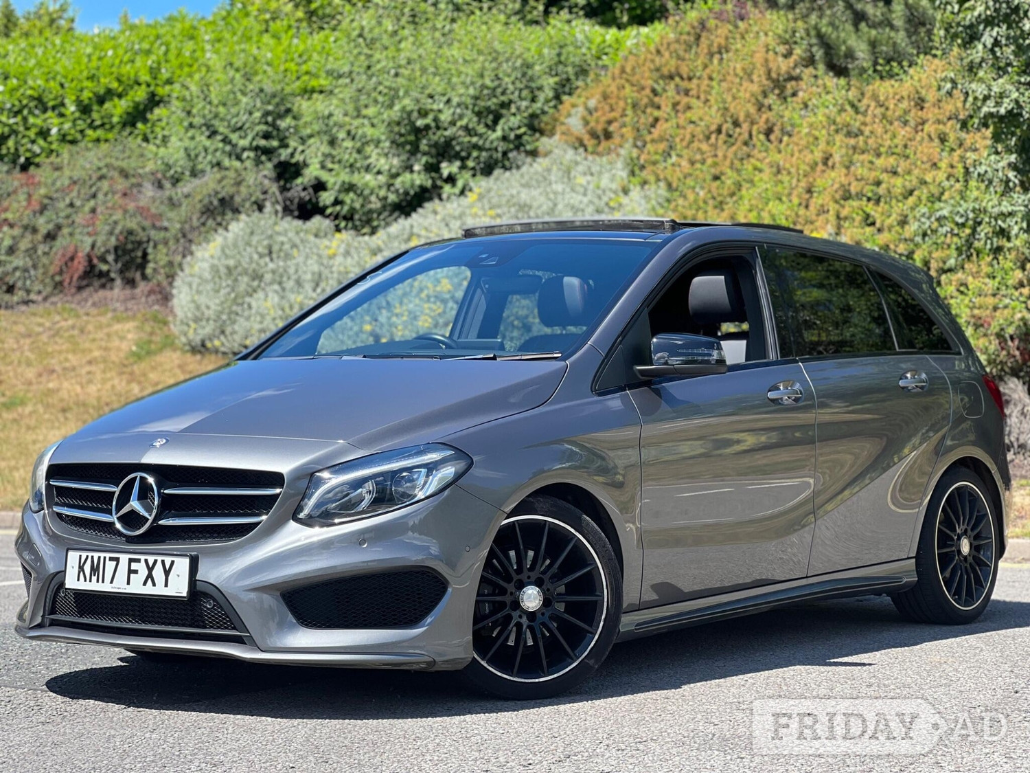 [ berth ]Mercedes-Benz B Class