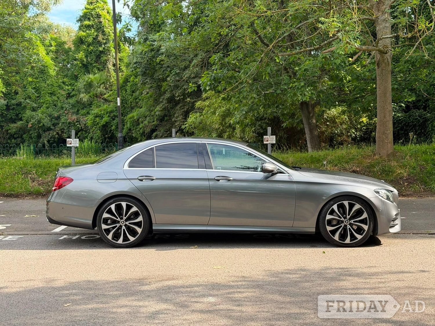 [ berth ]Mercedes-Benz E Class