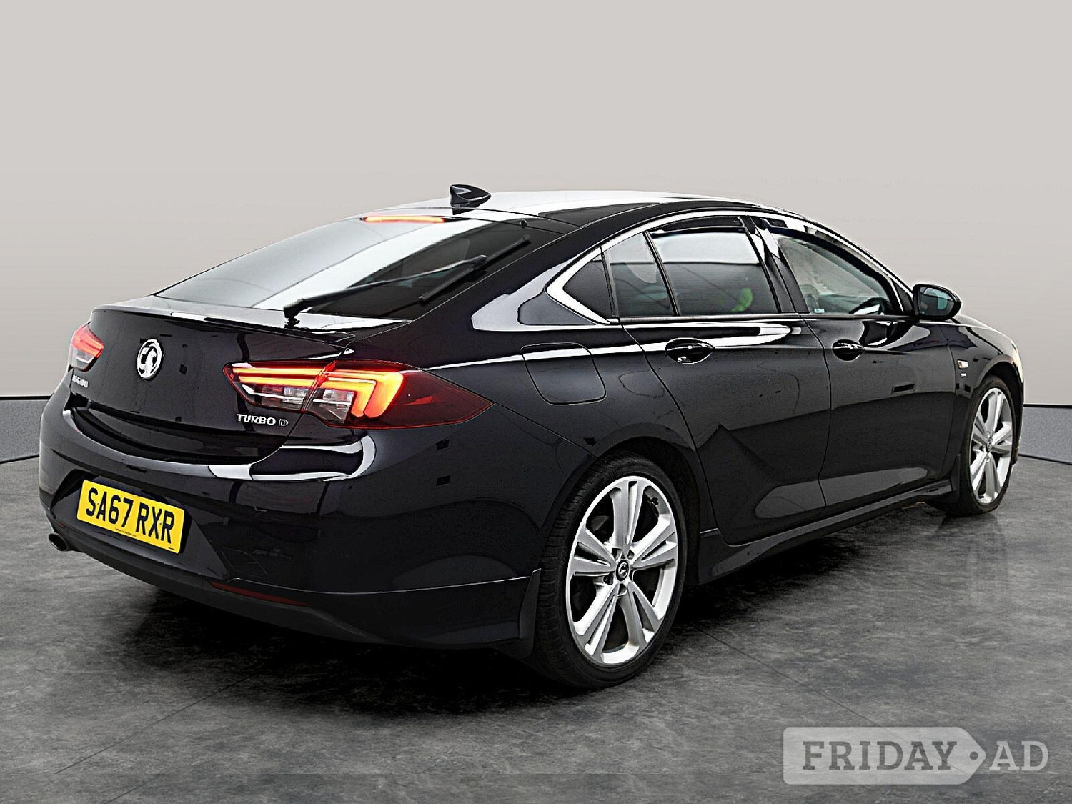 Vauxhall Insignia 2017 - Cars in Blackburn