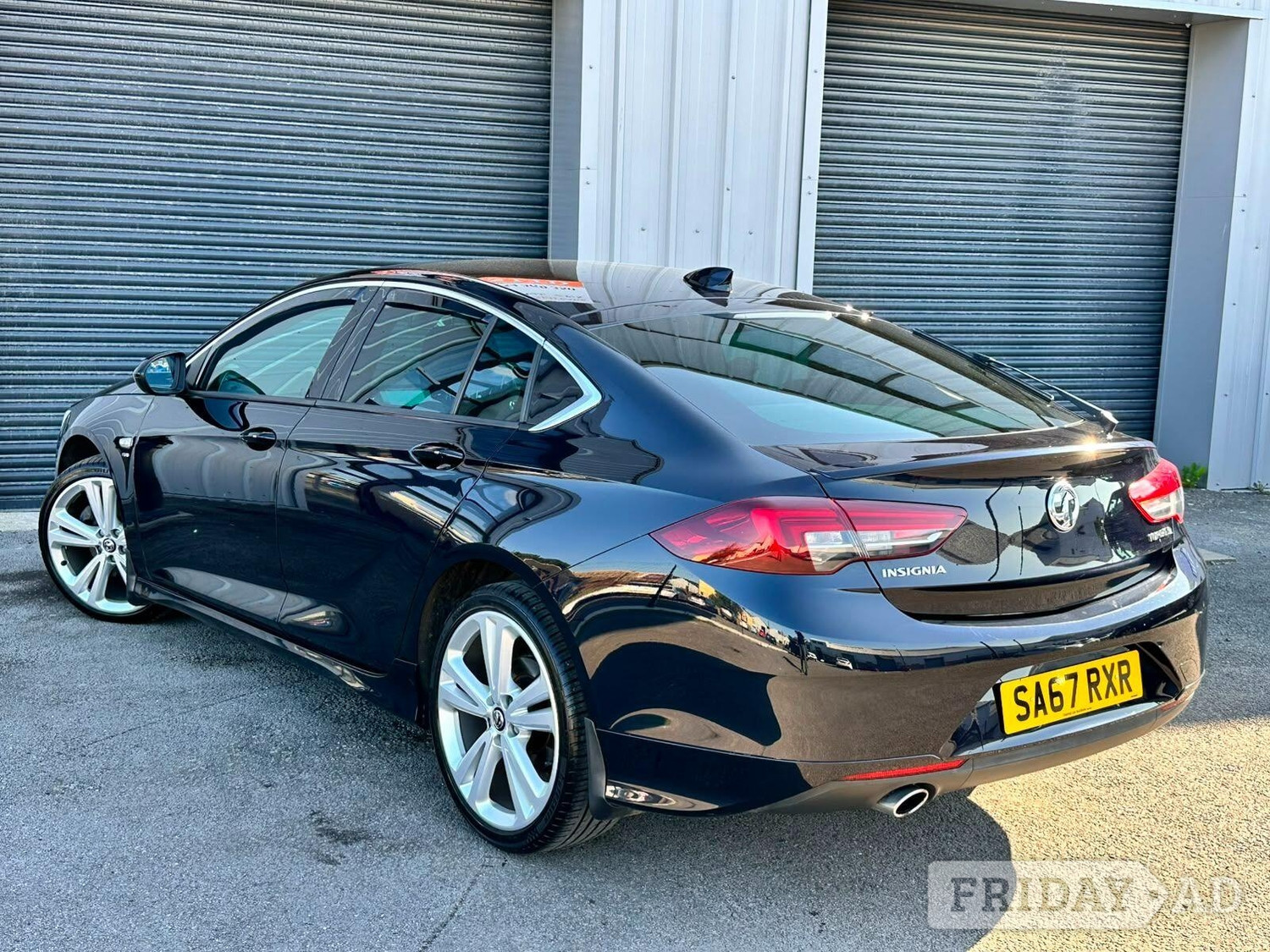 Vauxhall Insignia 2017 - Cars