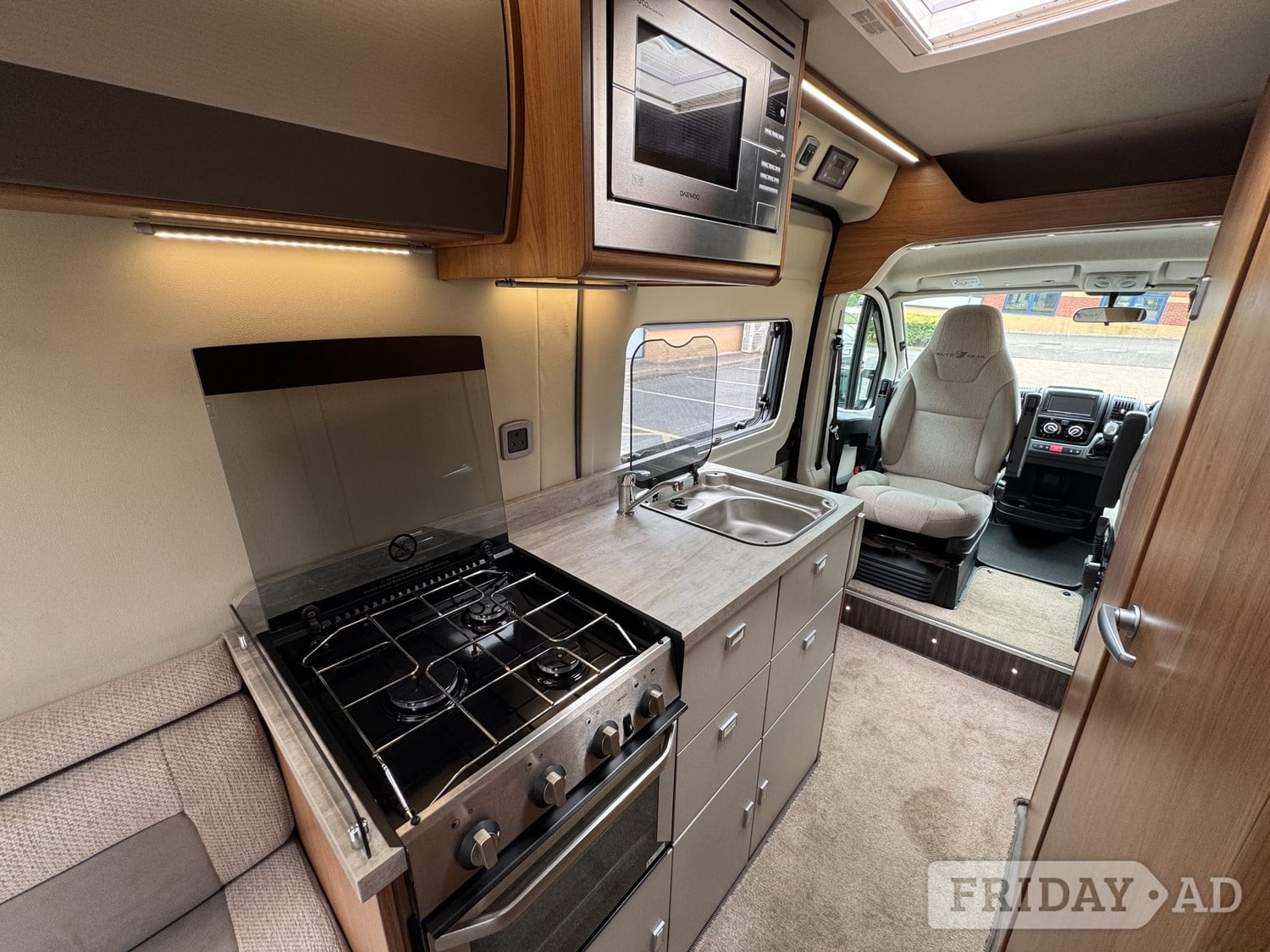 Auto-Trail V-Line 634 SE 2019 - Motorhomes & Caravans in Paignton