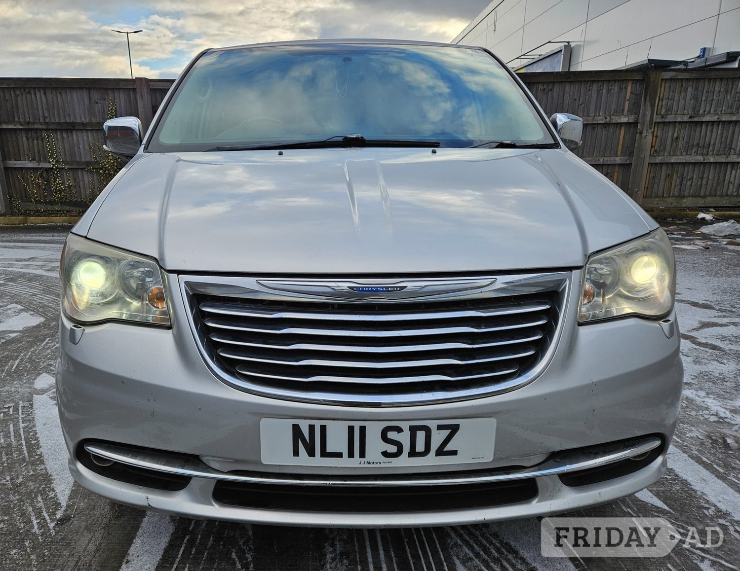 [ berth ]Chrysler Grand Voyager