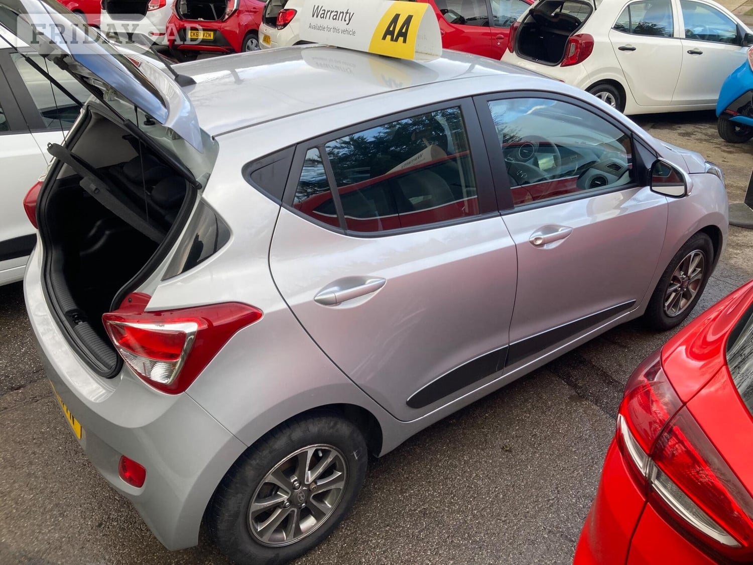 Hyundai i10 2015 - Cars in Betchworth