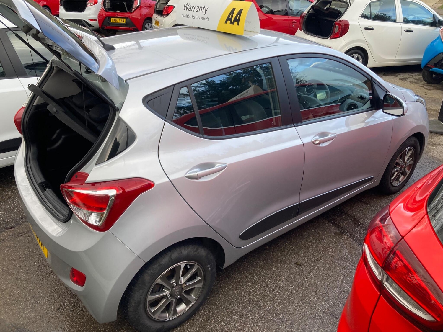 Hyundai i10 2015 - Cars in Betchworth