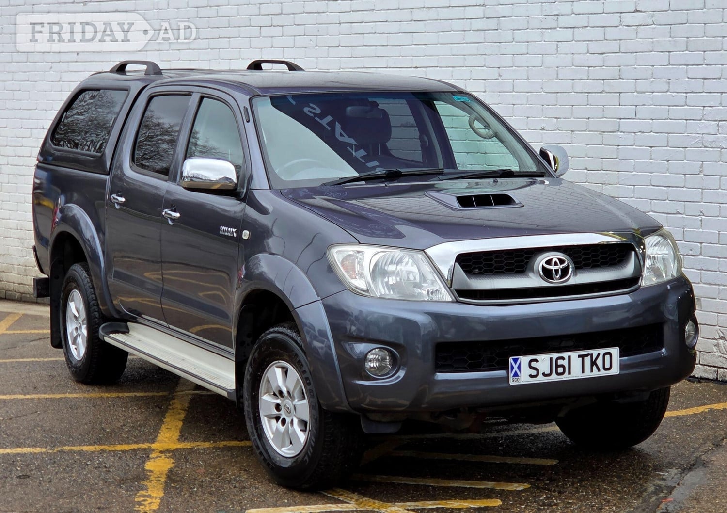 Toyota Hilux 2011 in Ashford