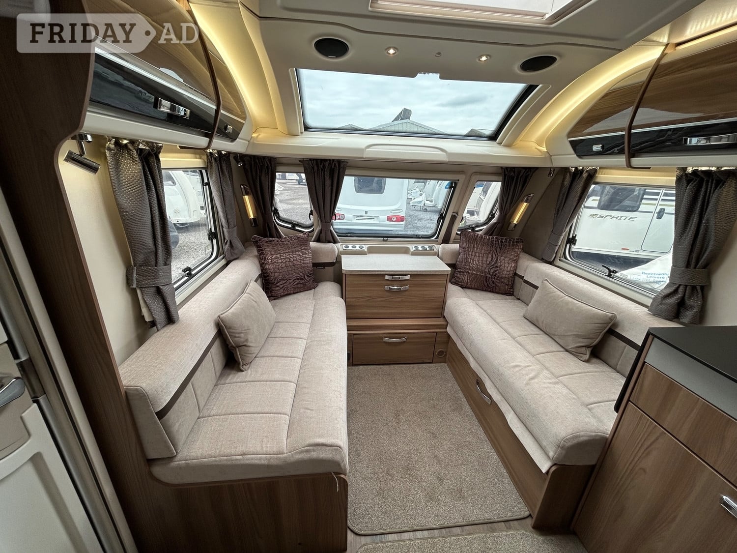 Swift Elegance Grande 845 Thirsk