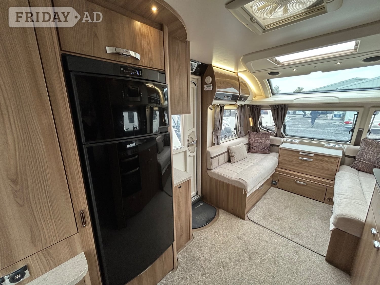 Swift Elegance Grande 845 2020 - Motorhomes & Caravans
