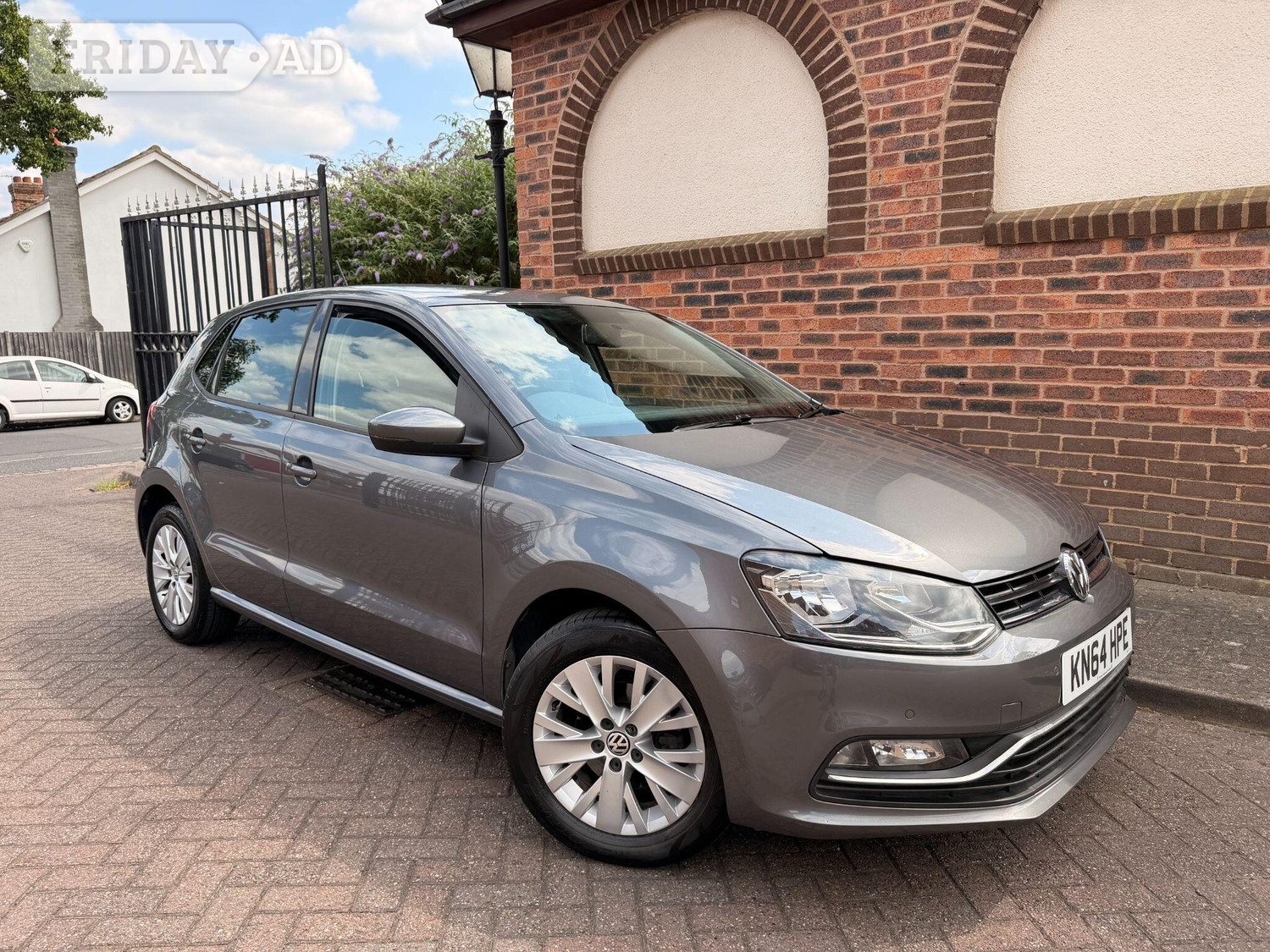 Volkswagen Polo 2014 in Sutton
