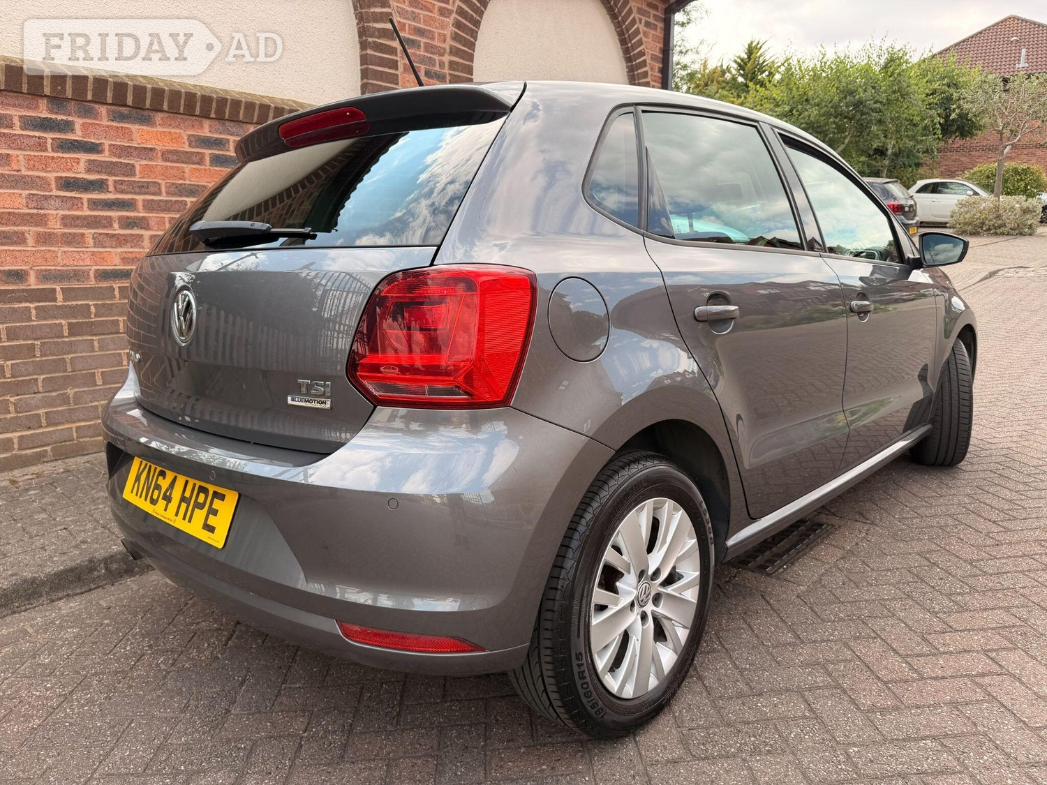 Volkswagen Polo 2014 - Cars
