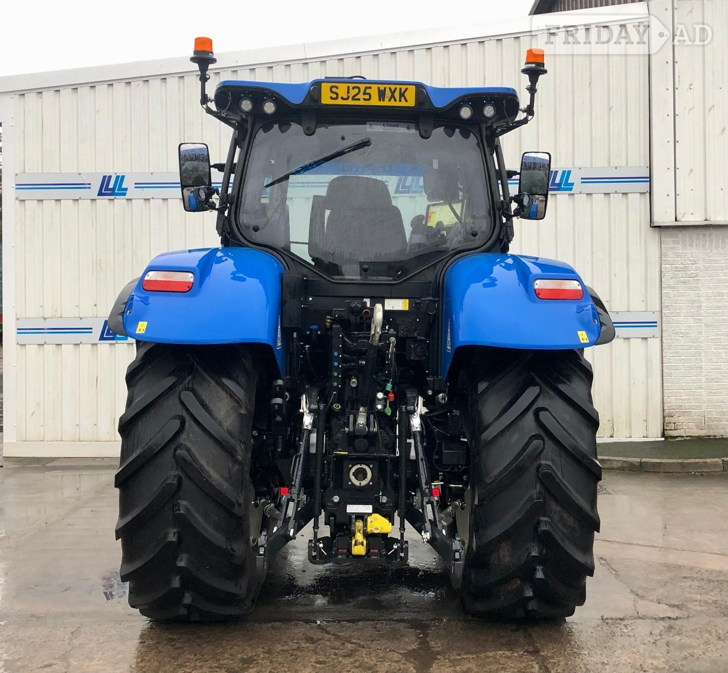 New Holland T6.180 () Tractor - Farm & Agricultural Vehicles