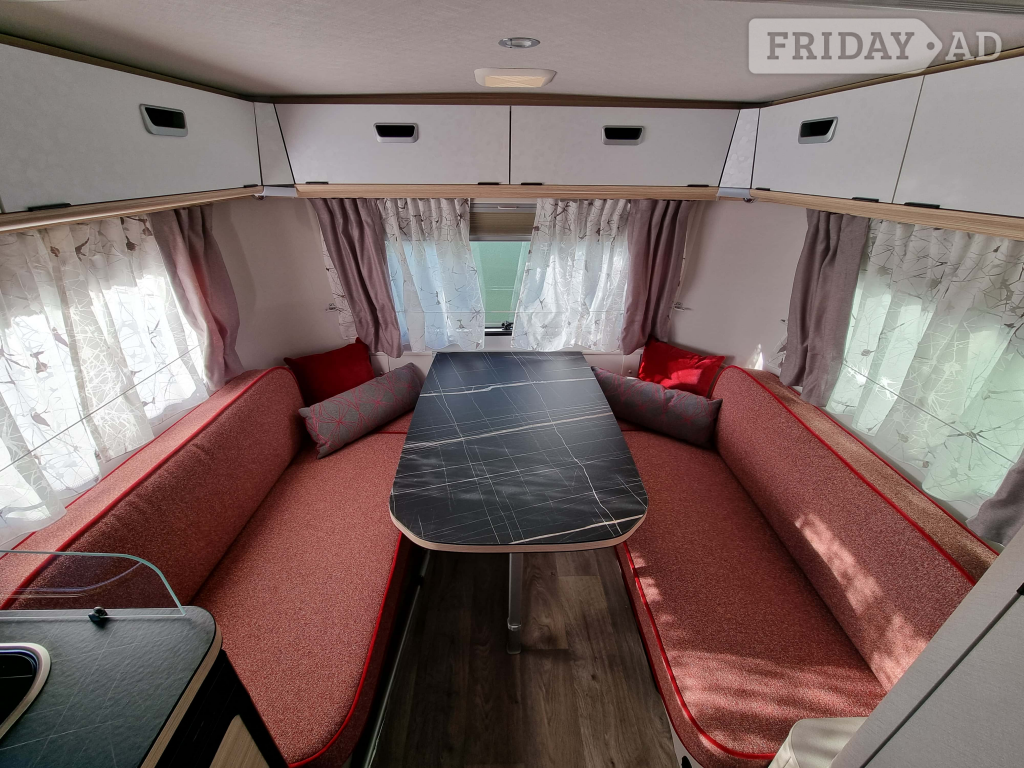 [ berth ]Eriba Touring 530