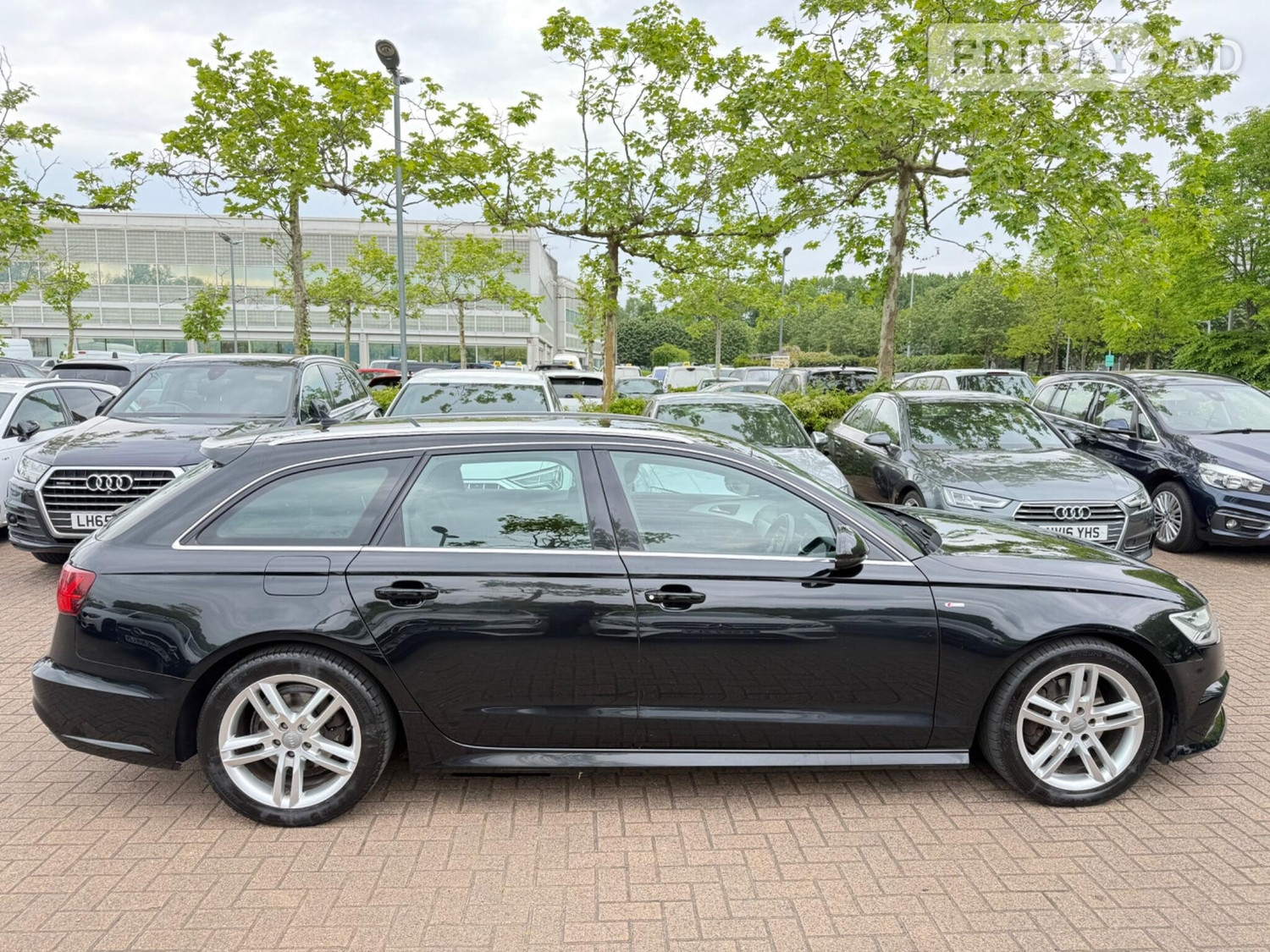 [ berth ]Audi A6 Avant