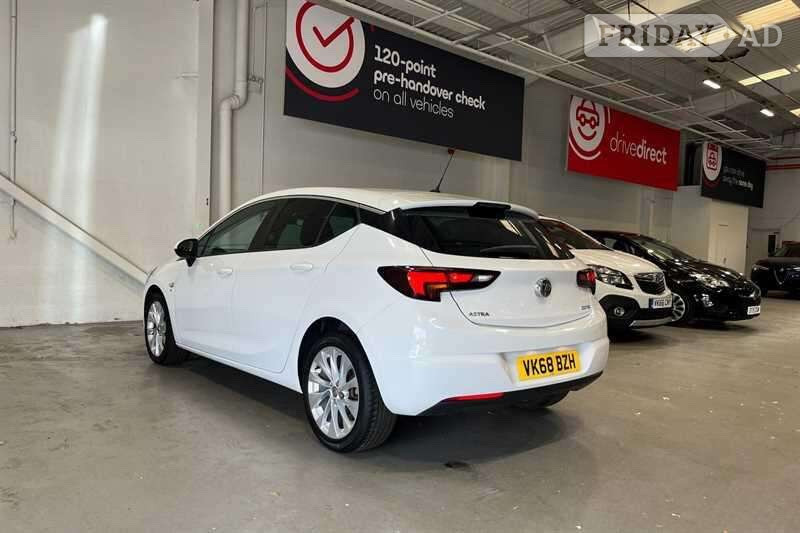 Vauxhall Astra 2018 - Cars